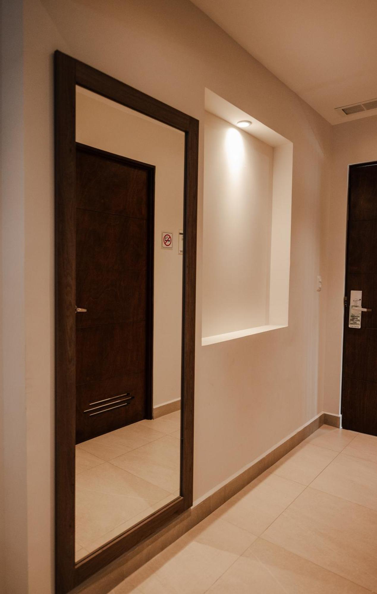 Hotel Centria Monterrey Exterior photo